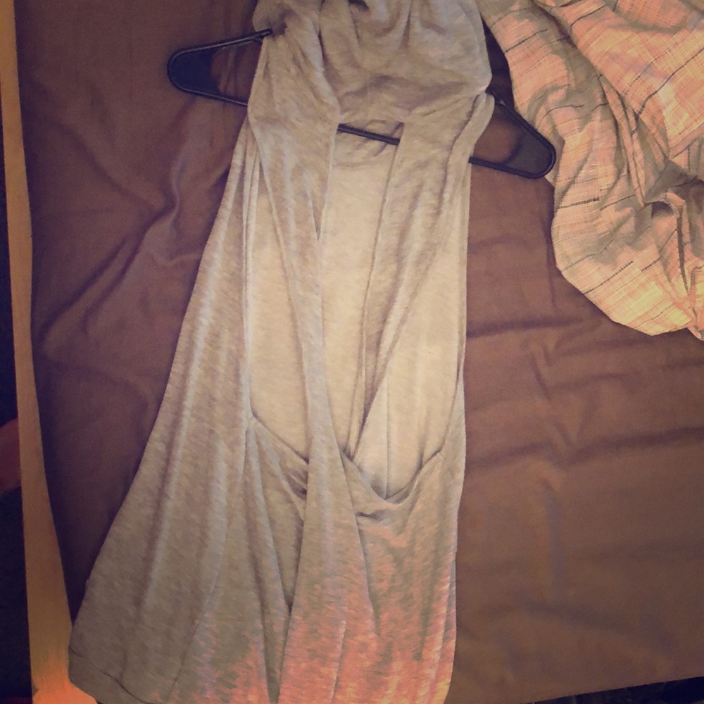 Althetic hooded tank